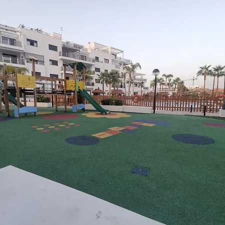 Playa & Golf Deluxe En Playa Granada アパート *